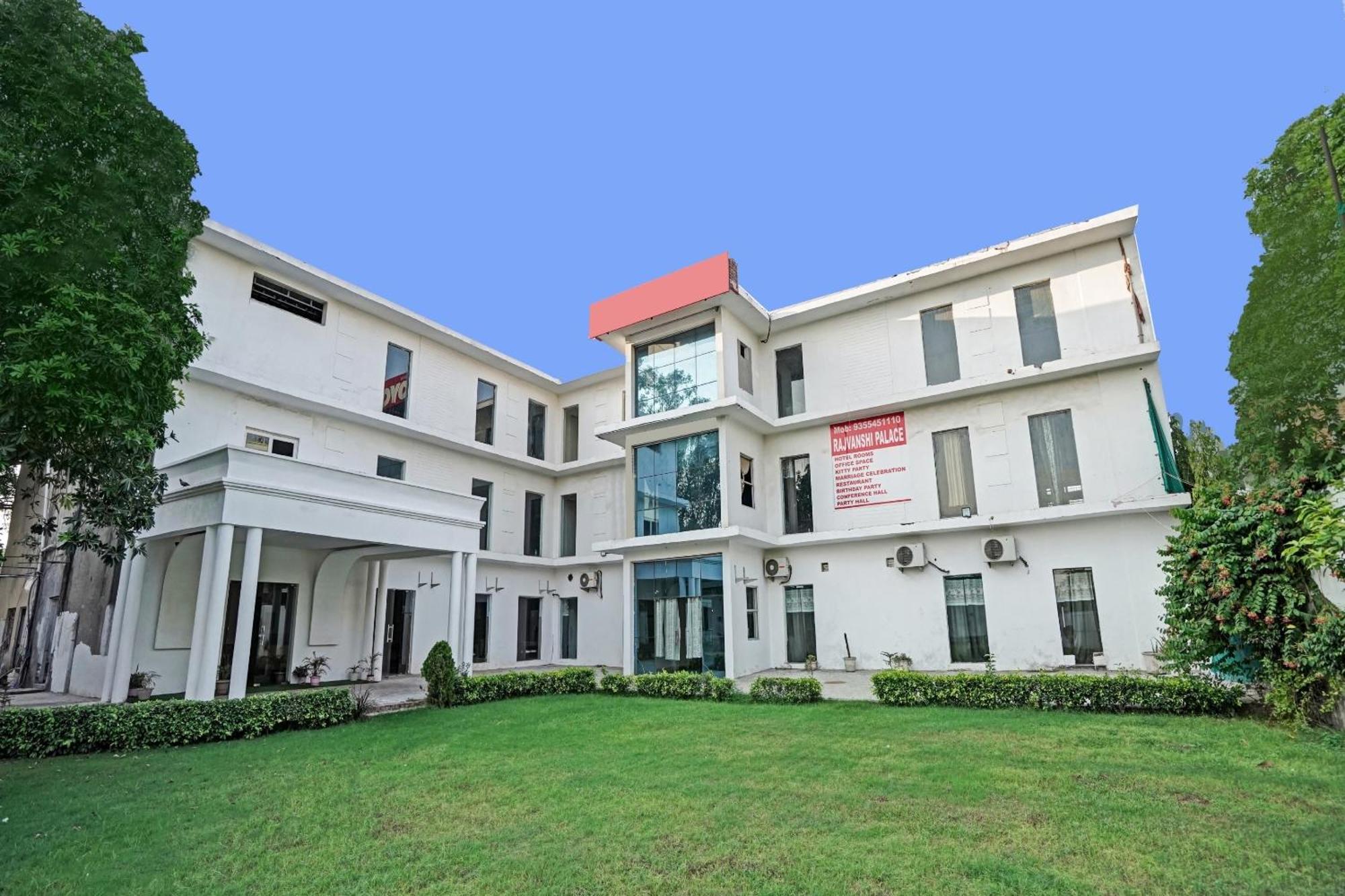 Collection O Rajvanshi Paradise Gurgaon Exterior photo